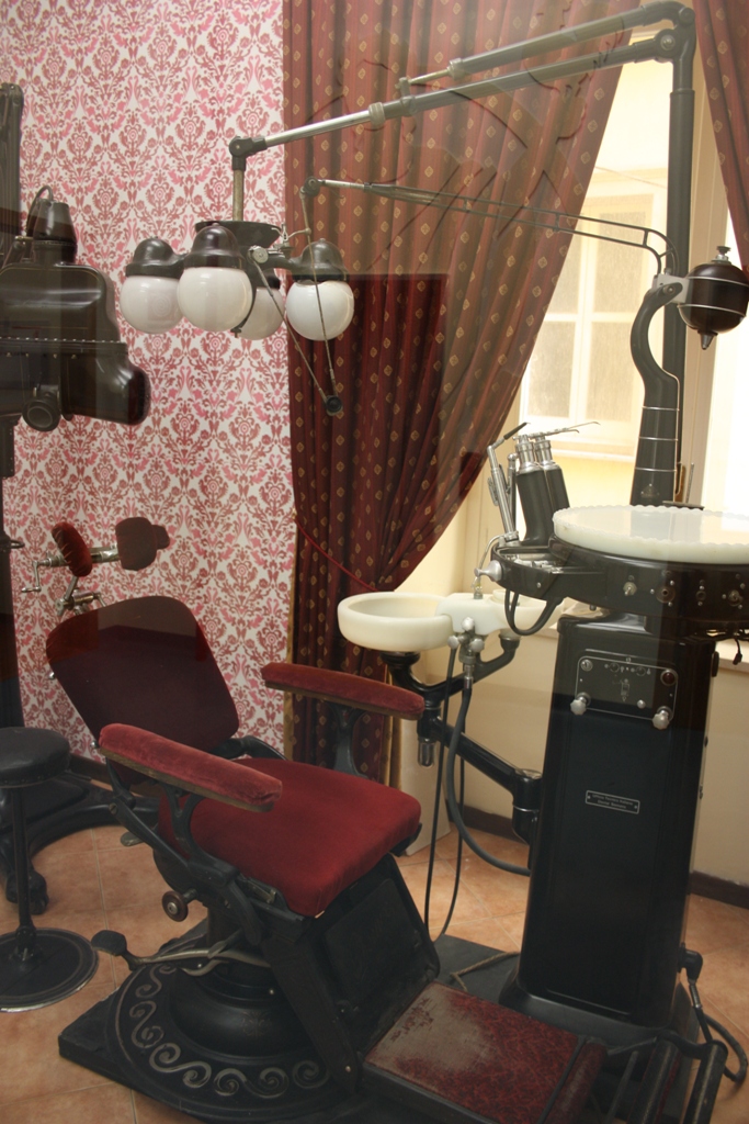 Dentist's Offices 2.jpg